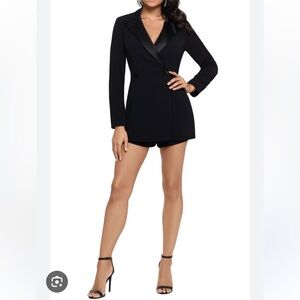 Xscape Women's Long Sleeve Tuxedo Evening Romper Black Size 4